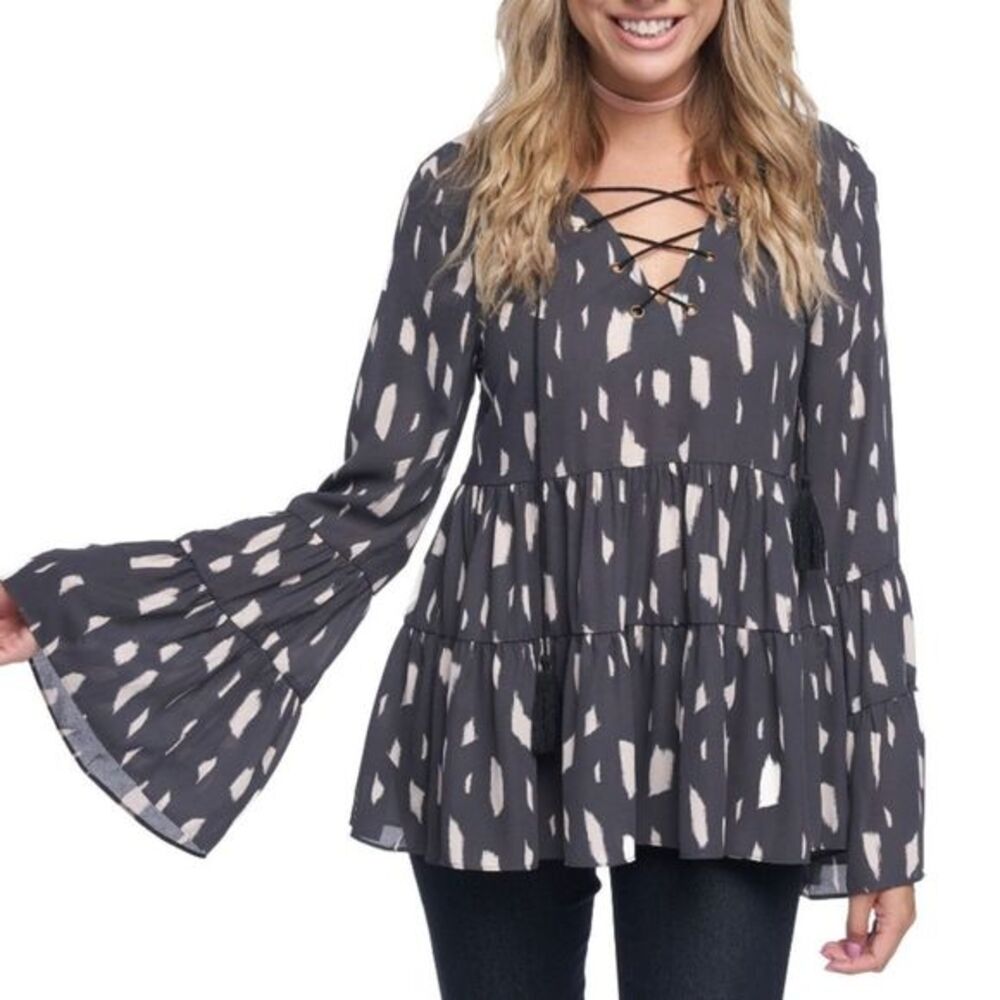 Buddy Love Large Flare Sleeve Lace Up front top gray print